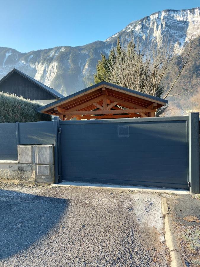 Studio Au Pied Des Montagnes Le Bourg-d'Oisans Luaran gambar