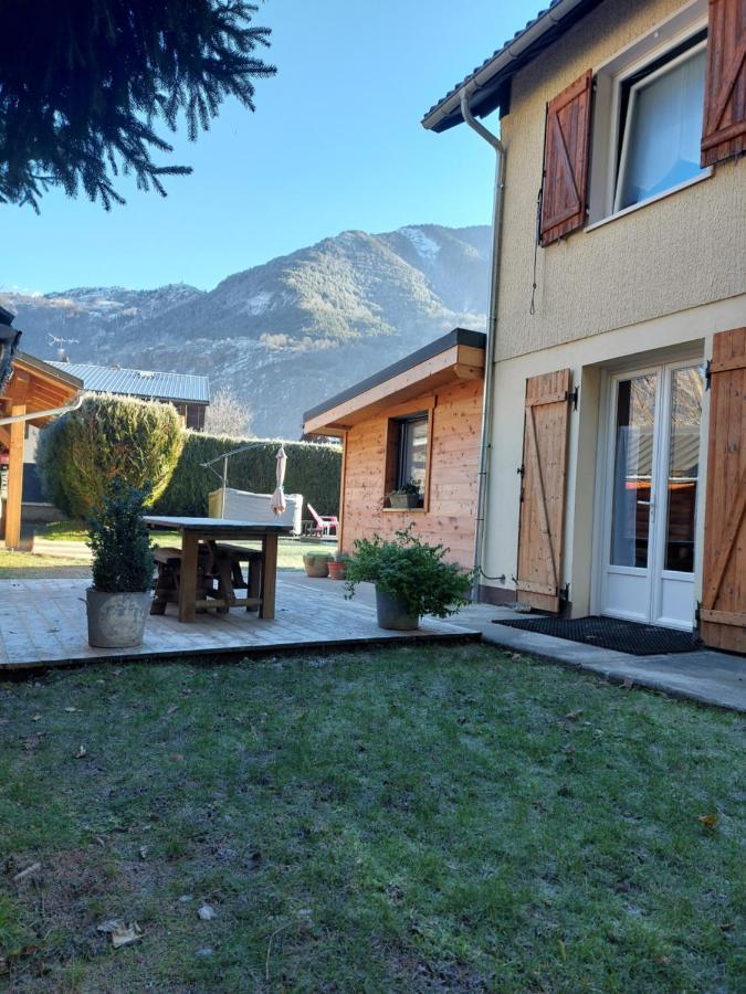 Studio Au Pied Des Montagnes Le Bourg-d'Oisans Luaran gambar